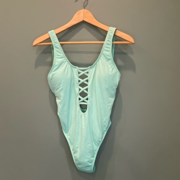 Bikini Lab One Piece - Picture 2 of 6